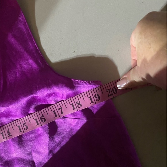 Elie Tahari Pink Passion Silk Blouse with Floral Collar | Size: S - Picture 13 of 16